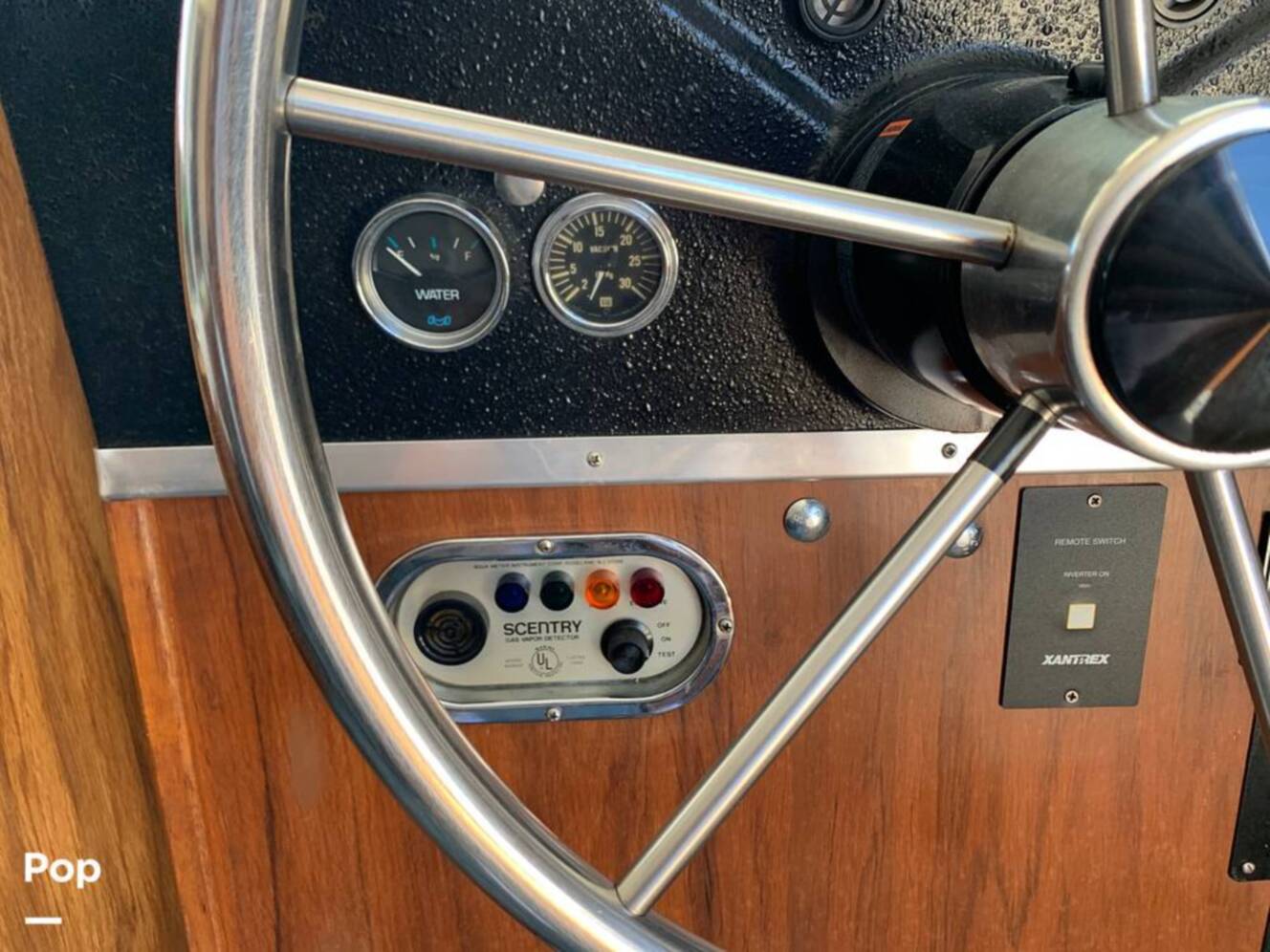 A photo of this 1981 Tollycraft 34 Tri-Cabin