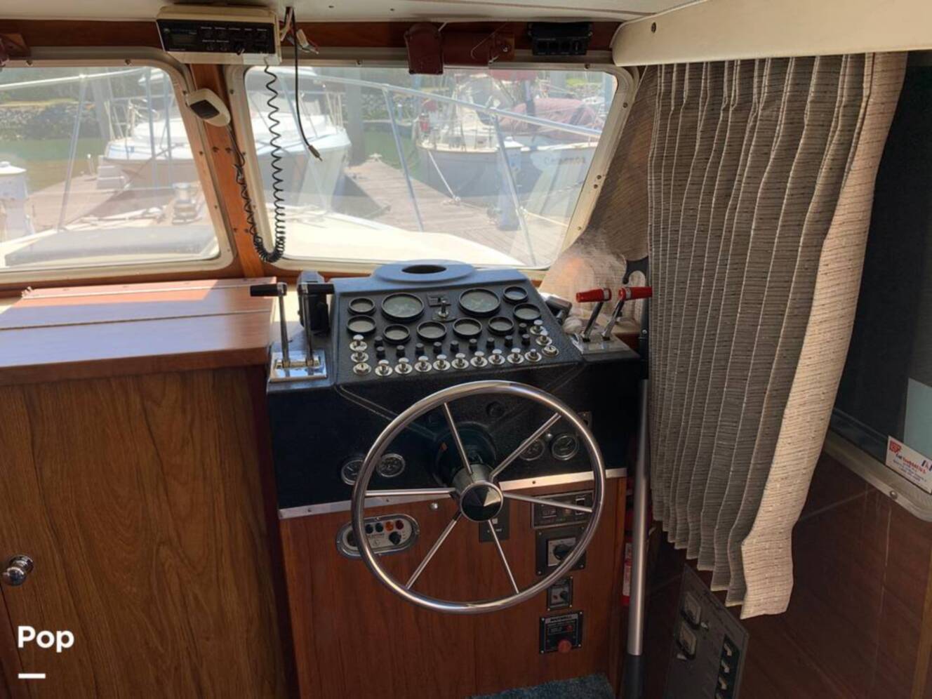 A photo of this 1981 Tollycraft 34 Tri-Cabin
