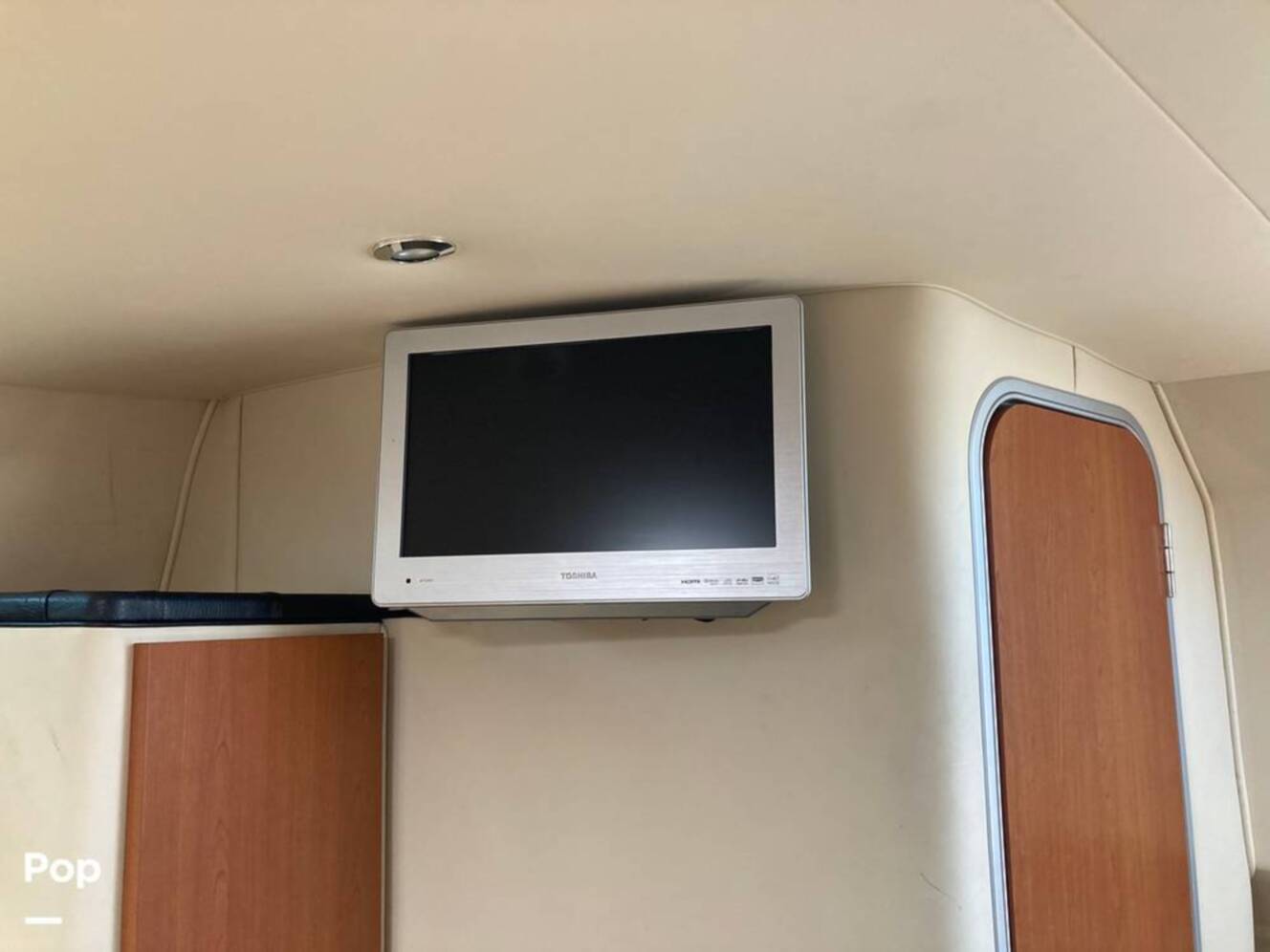 A photo of this 2007 Wellcraft 290 Coastal