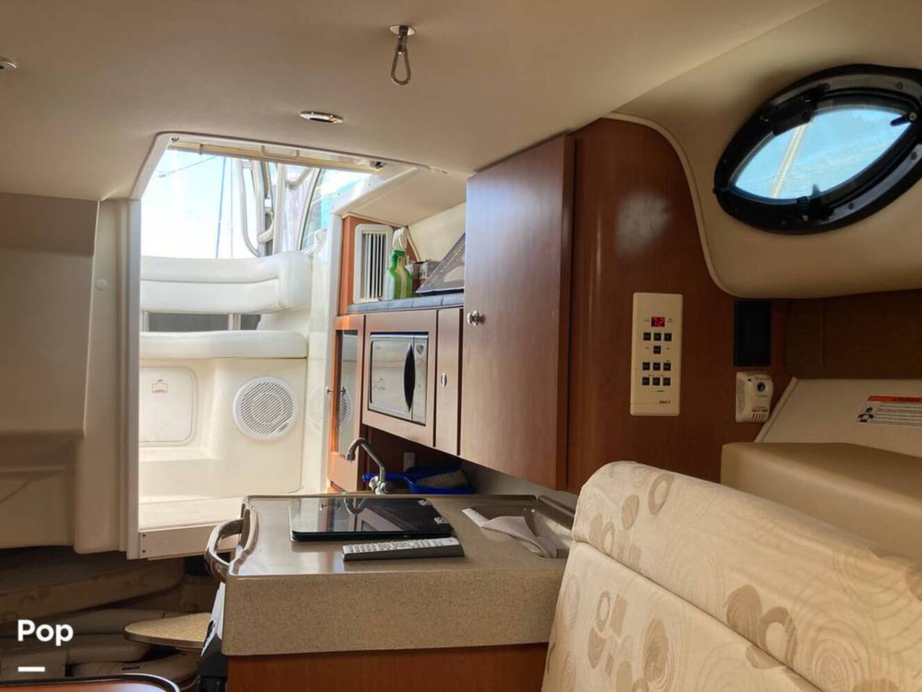A photo of this 2007 Wellcraft 290 Coastal