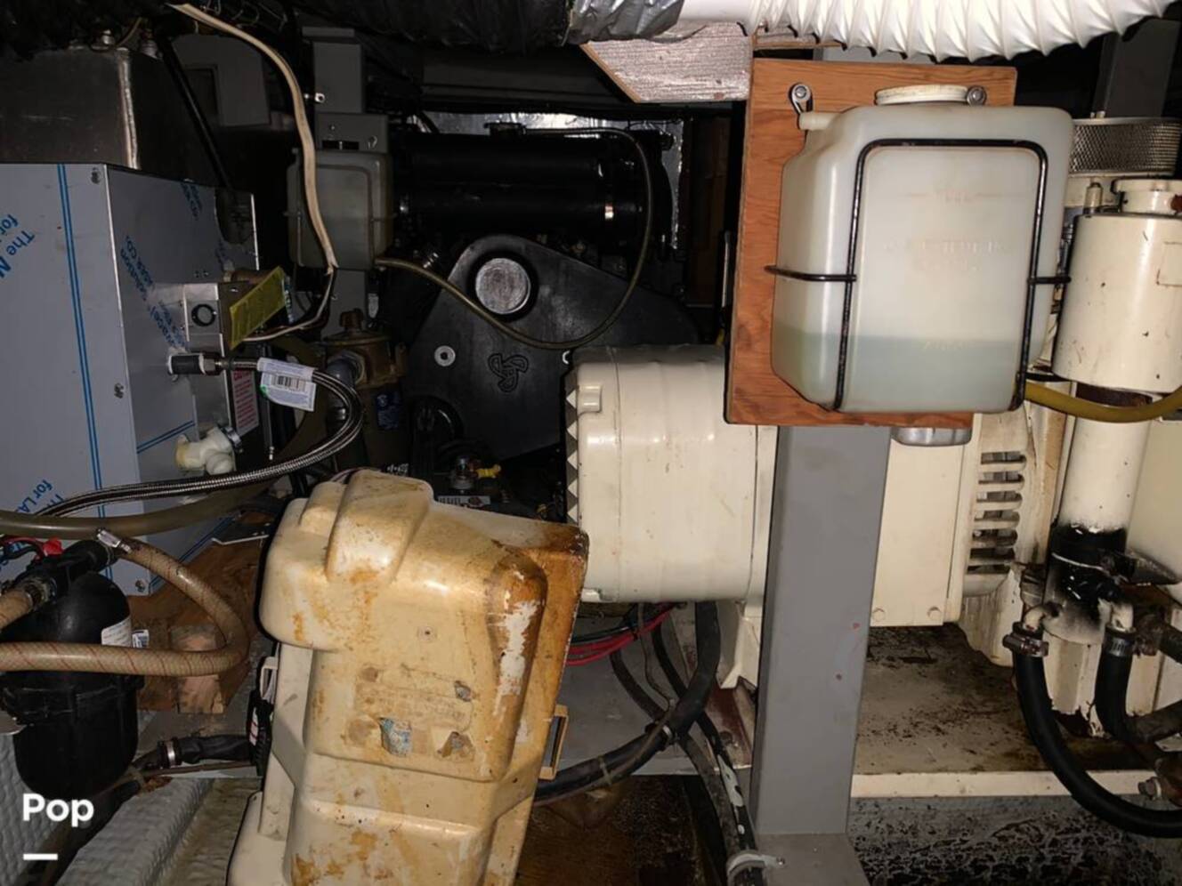 A photo of this 1981 Tollycraft 34 Tri-Cabin