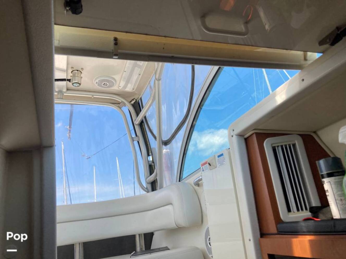A photo of this 2007 Wellcraft 290 Coastal