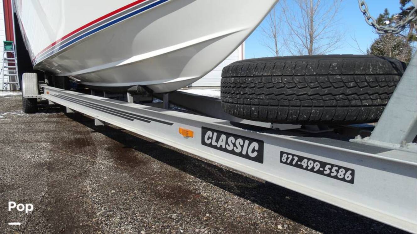 A photo of this 1989 Fountain Fever 38