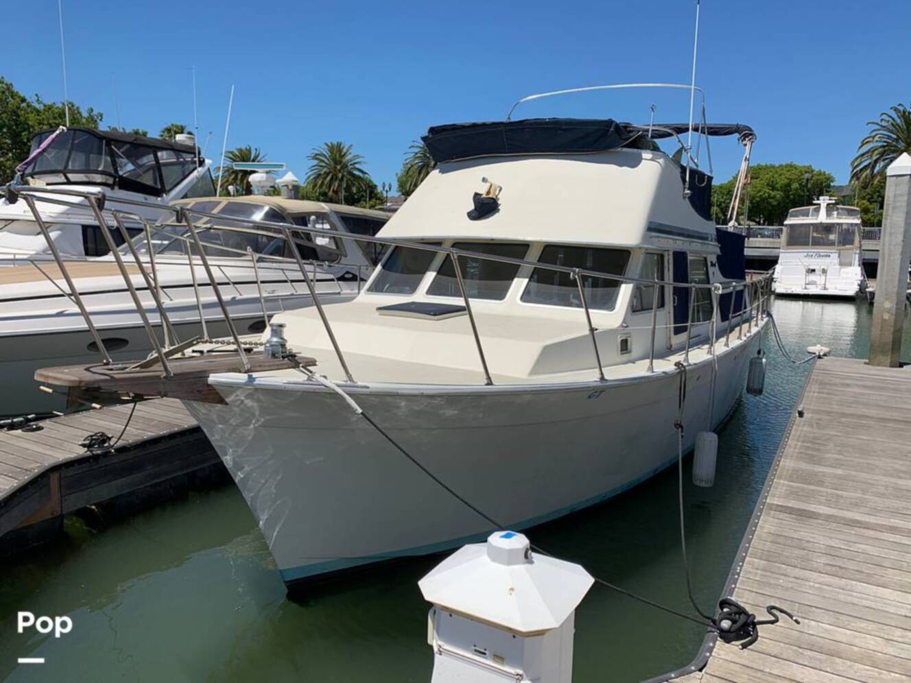 A photo of this 1981 Tollycraft 34 Tri-Cabin