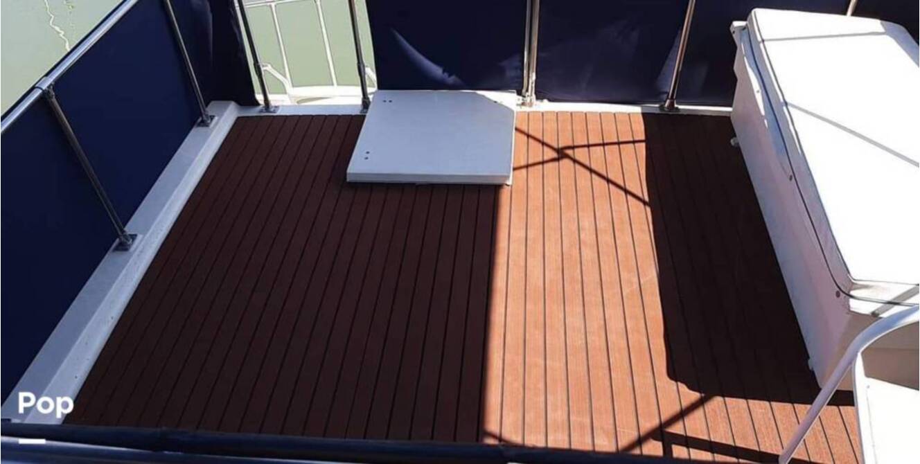A photo of this 1981 Tollycraft 34 Tri-Cabin