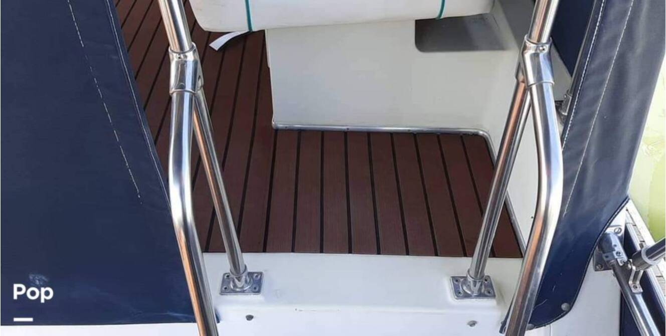 A photo of this 1981 Tollycraft 34 Tri-Cabin