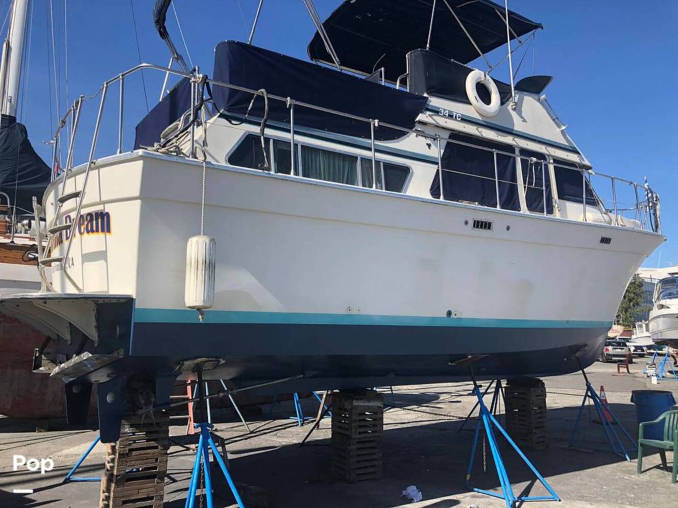 A photo of this 1981 Tollycraft 34 Tri-Cabin