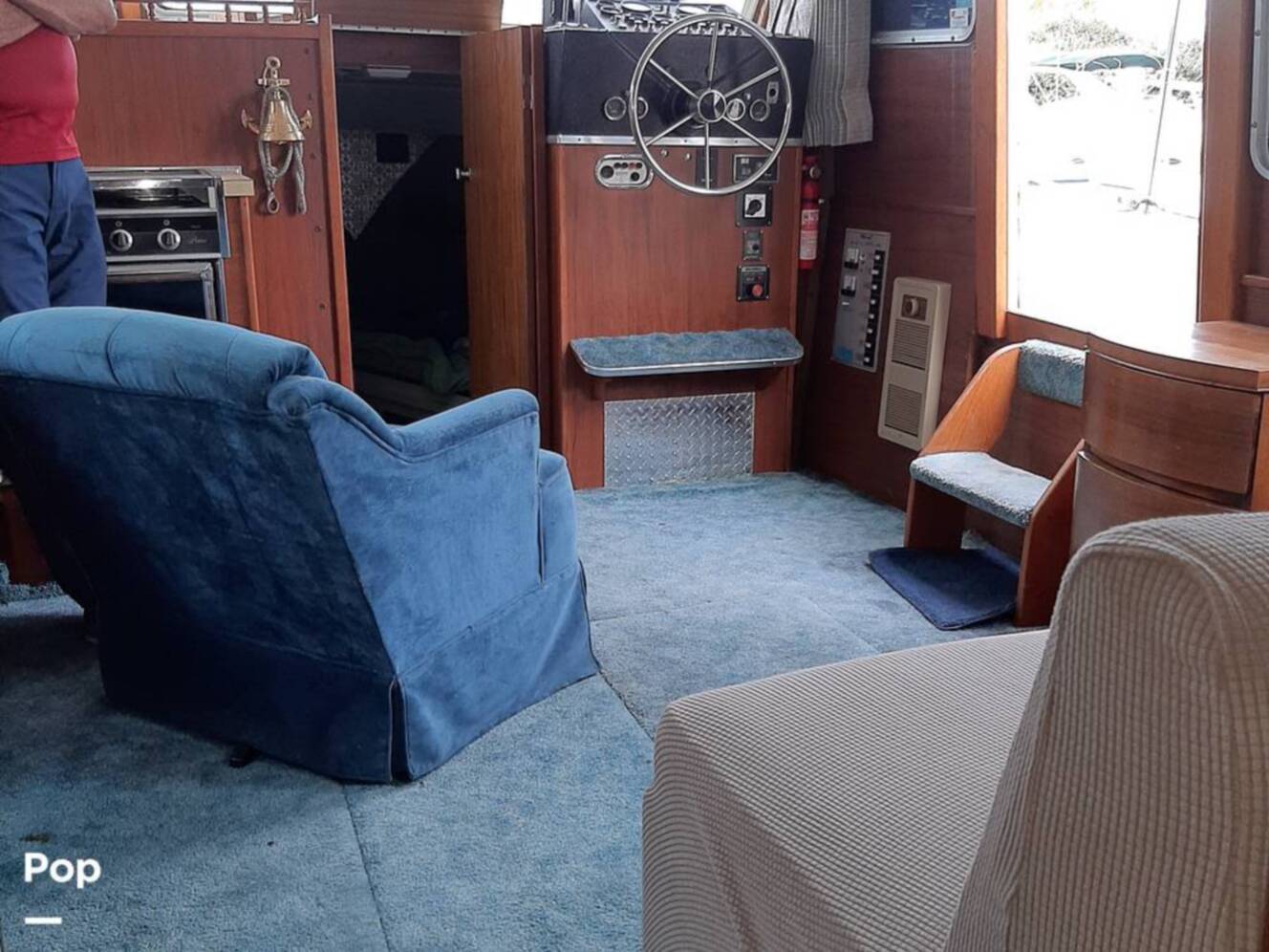 A photo of this 1981 Tollycraft 34 Tri-Cabin