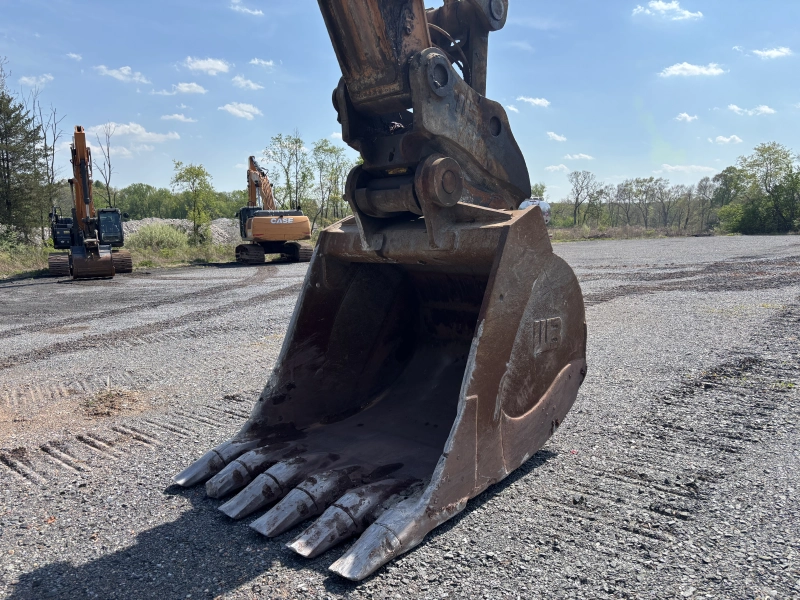 2021 CASE CX750D