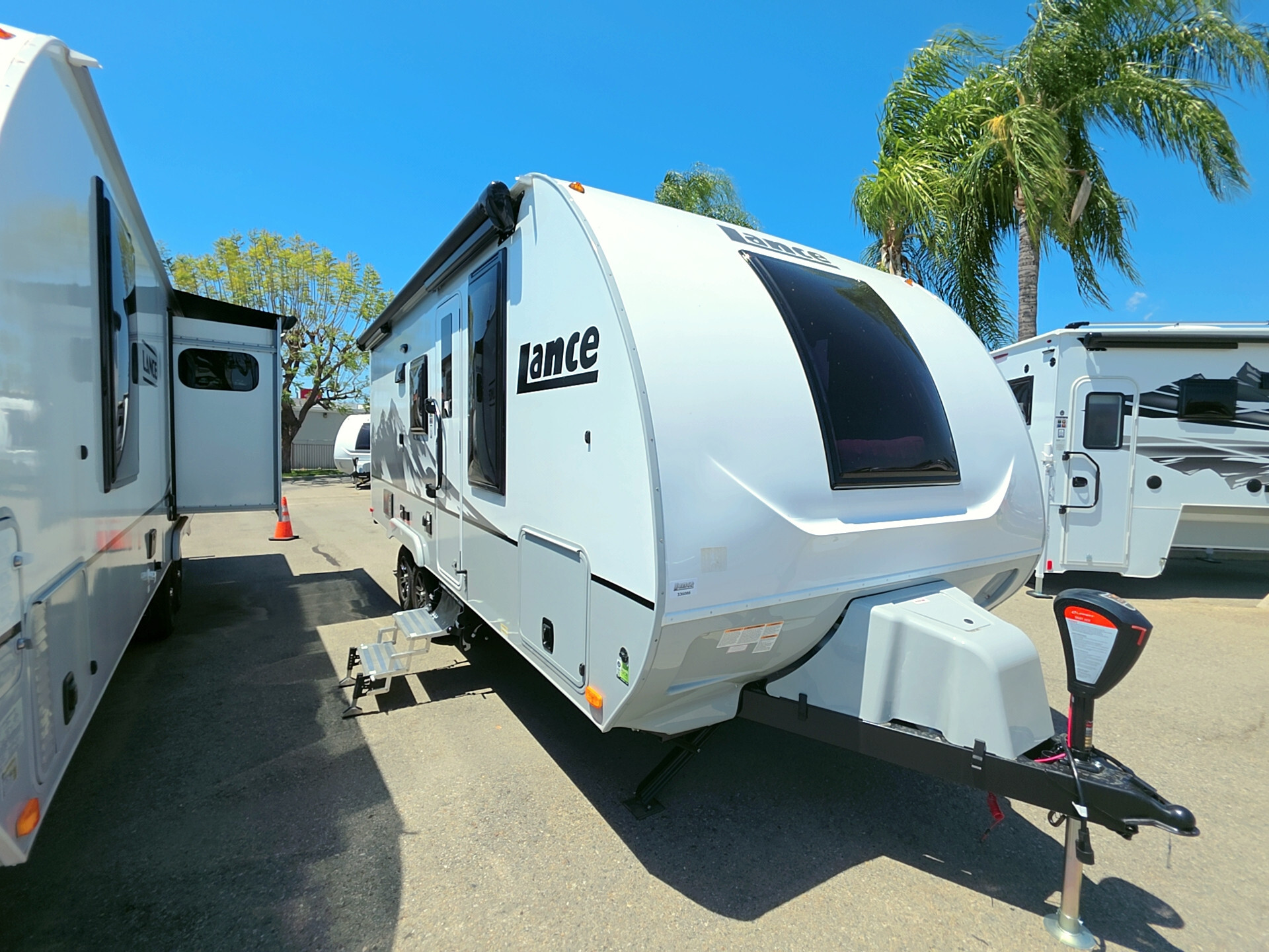 2026 Lance 1985 in ontario CA