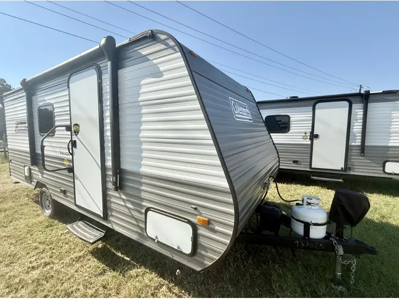 2023 Coleman Lantern 17B