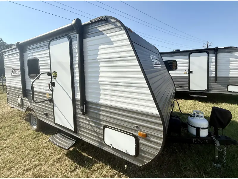 2023 Coleman Lantern 17B