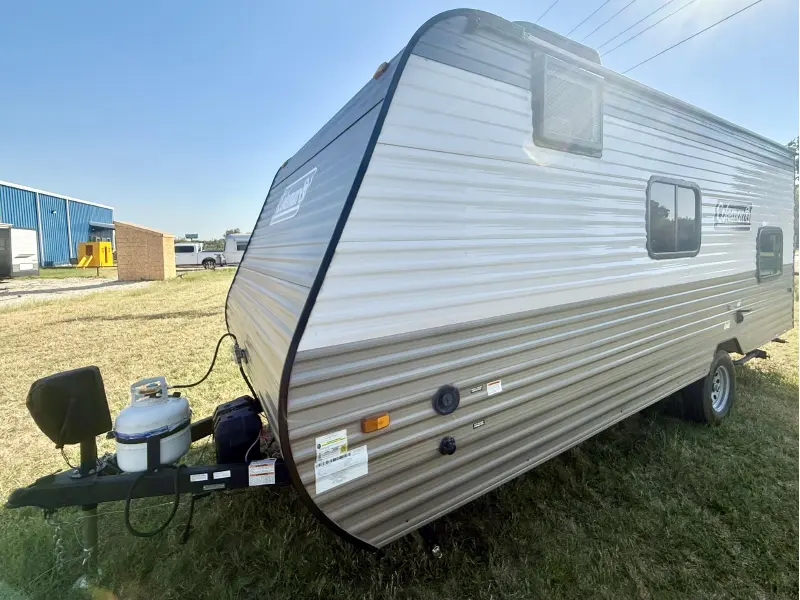 2023 Coleman Lantern 17B