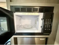 2023 Coleman Lantern 17B