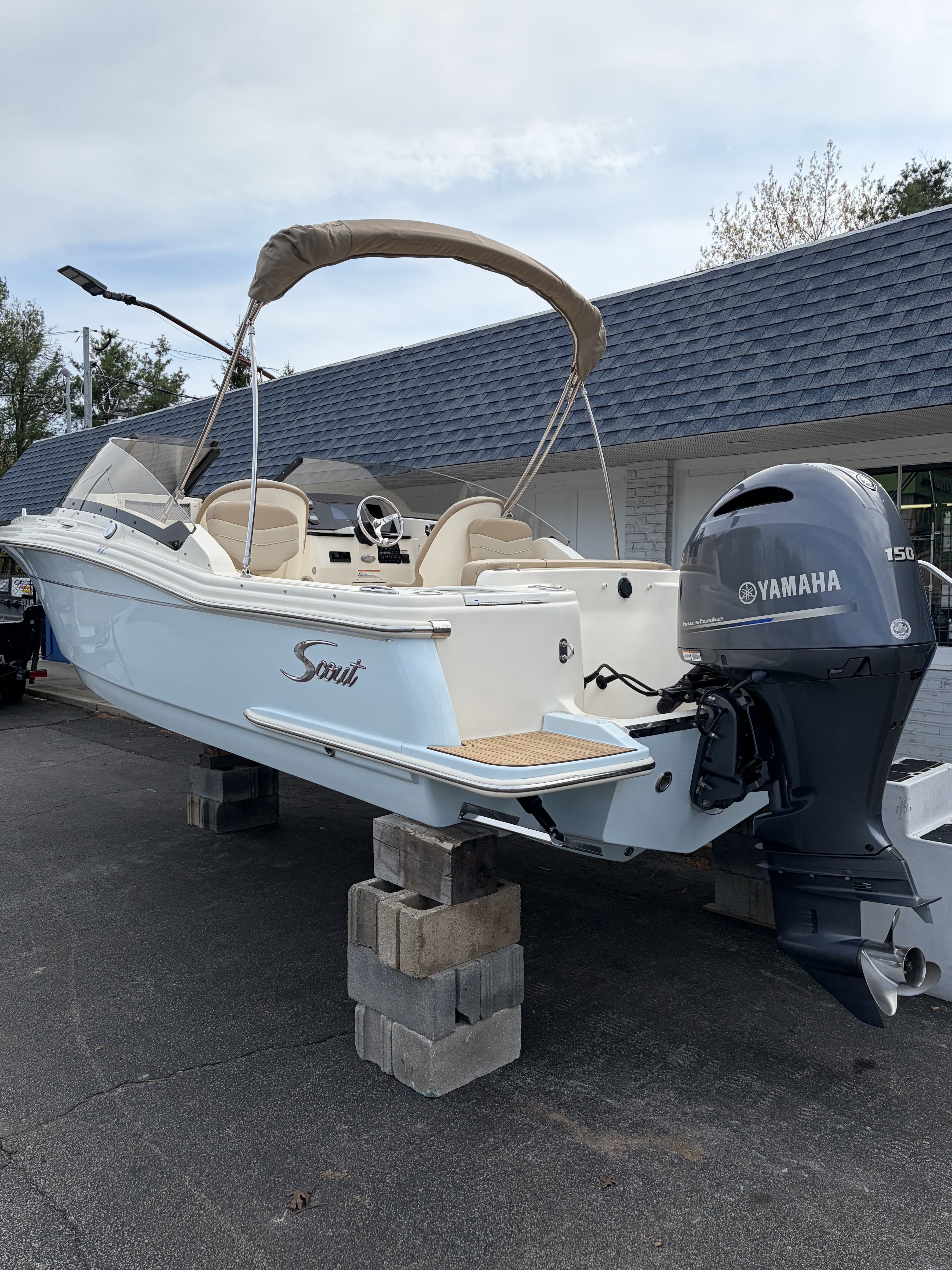 2023 Scout Boat Company 215 DORADO in upper saddle river NJ