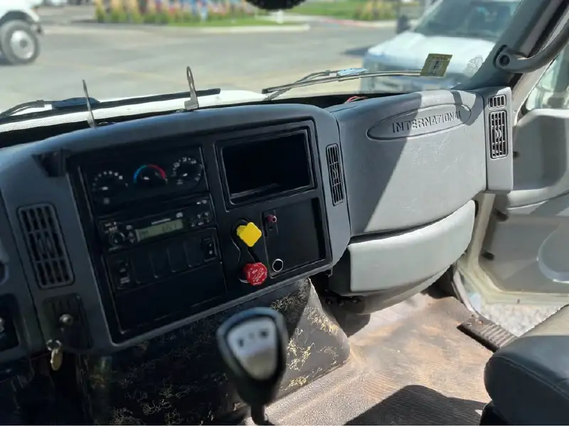 2007 INTERNATIONAL 4300