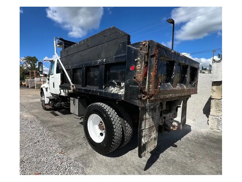 2007 INTERNATIONAL 4300