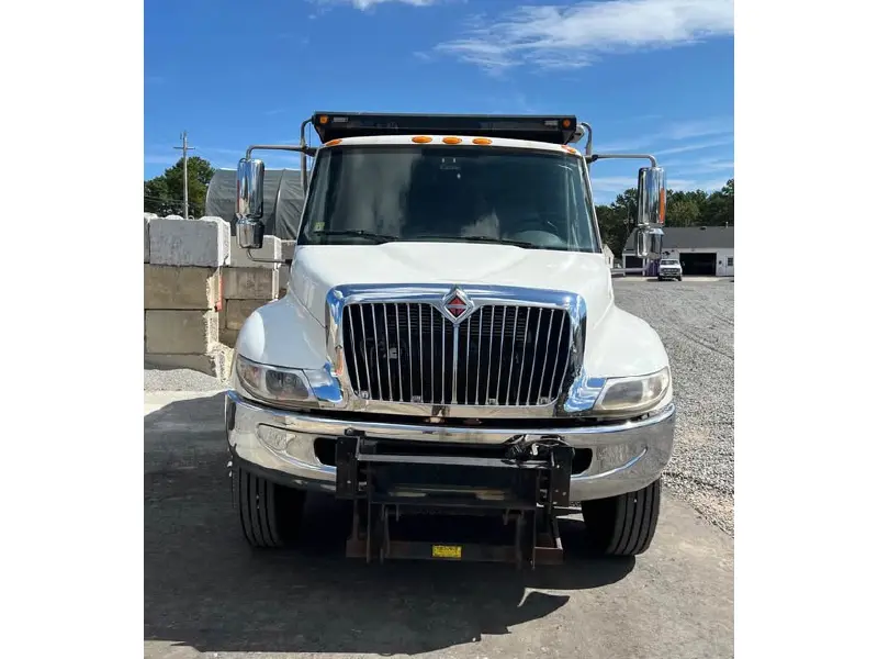 2007 INTERNATIONAL 4300