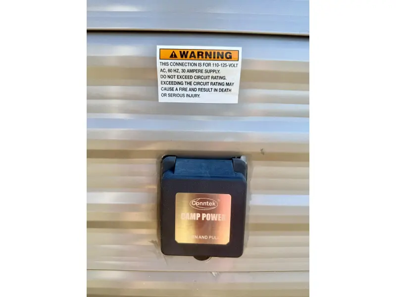 2023 Coleman Lantern 17B