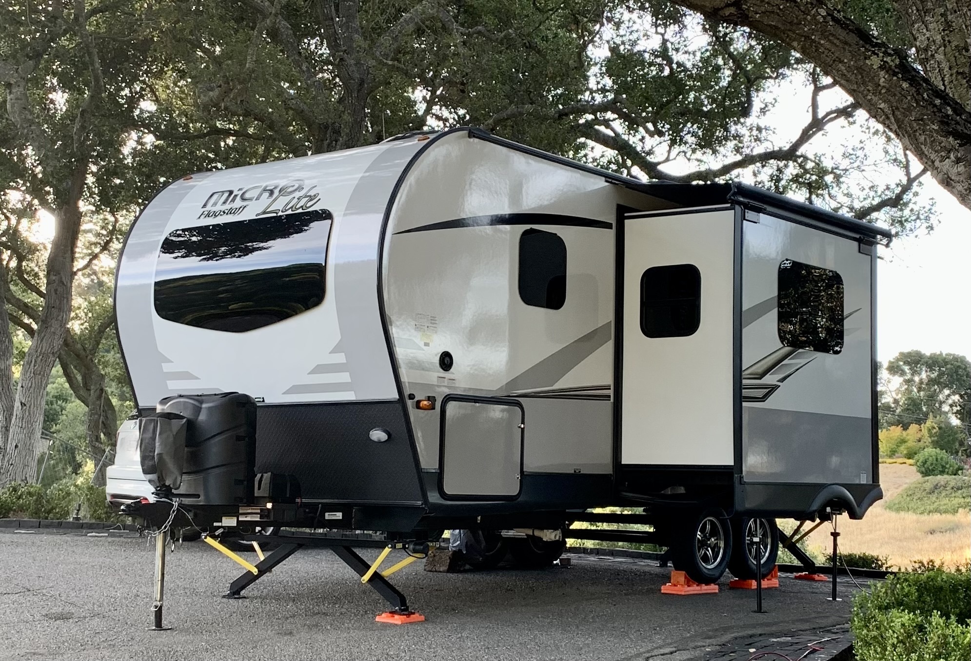 2020 Flagstaff MICRO LITE 22FBS RV