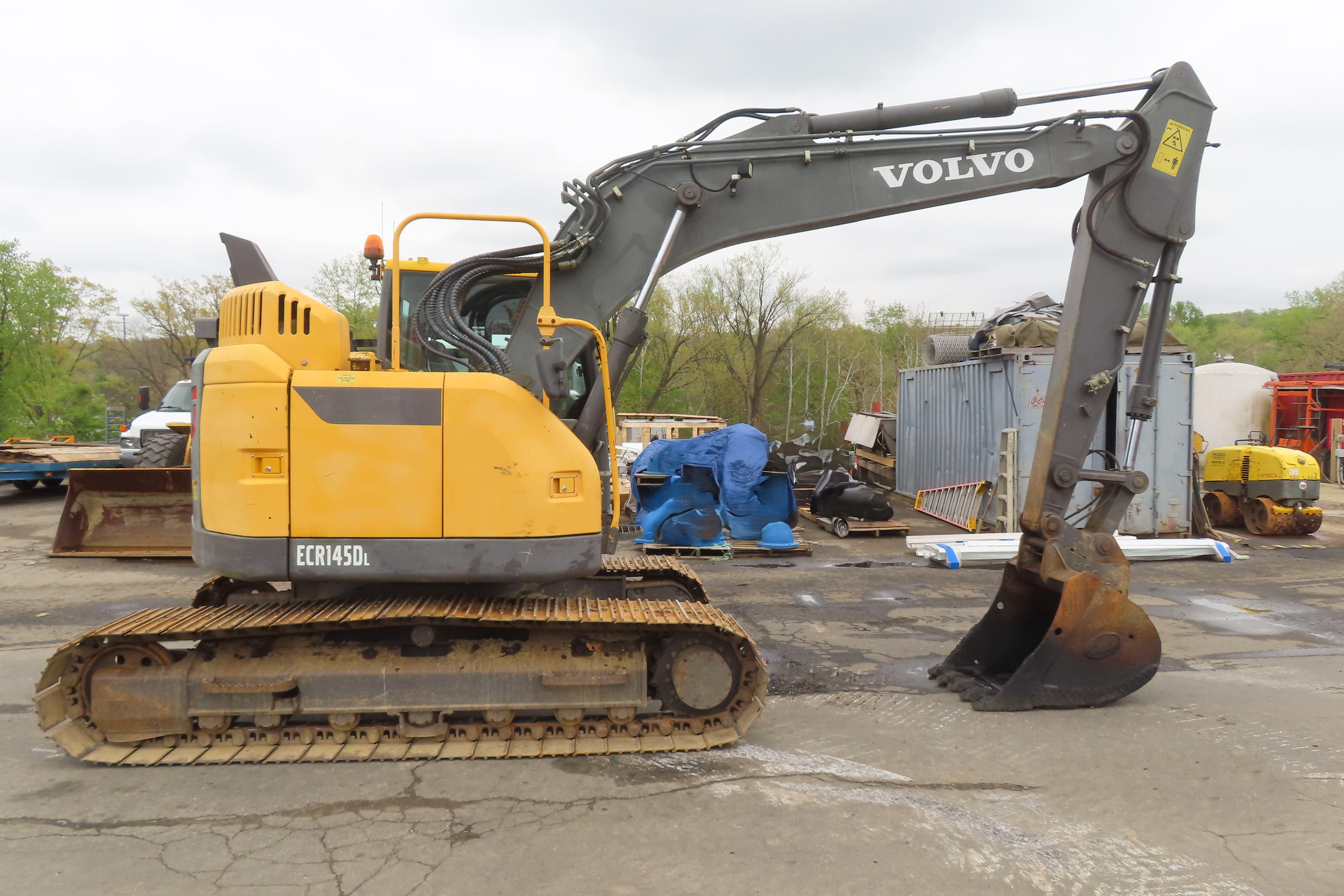2012 VOLVO ECR145DL in Spring City, PA