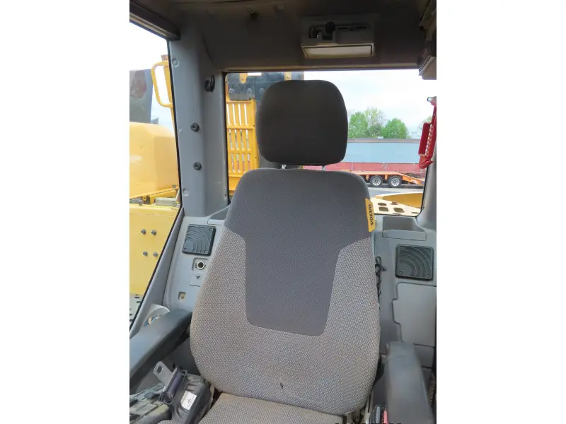 2012 VOLVO ECR145DL