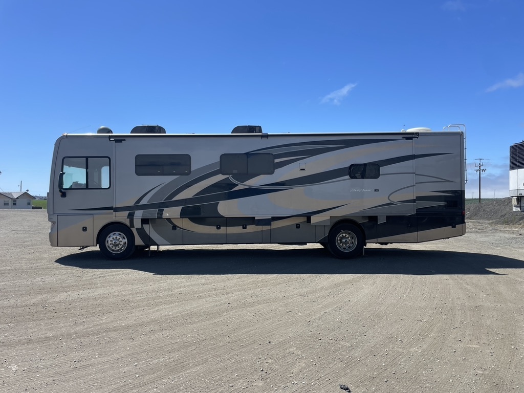 2018 Fleetwood PACE ARROW LXE 38K in salinas CA