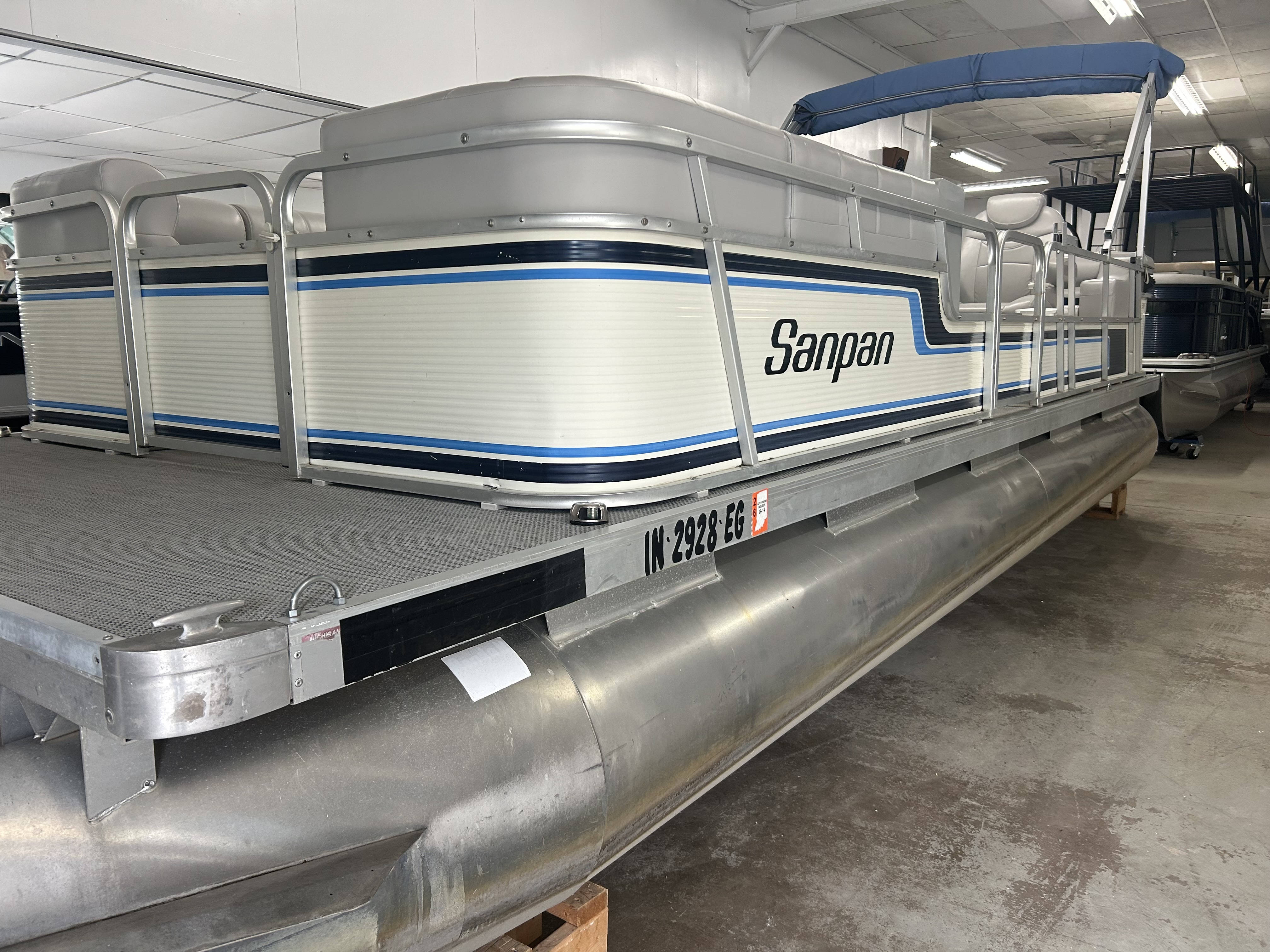 1986 Godfrey San Pan 2422 in la porte IN