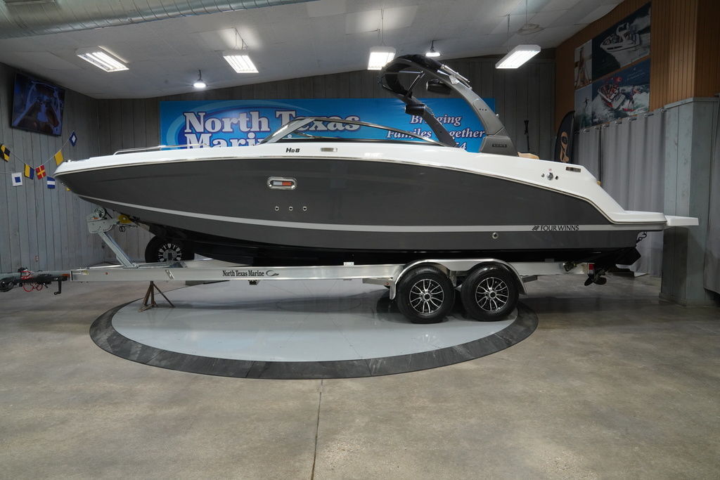 2026 Four Winns HD8 Surf in gainesville TX