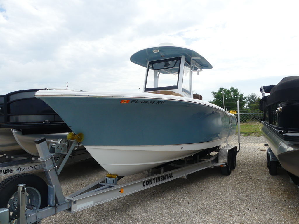 2019 Sea Hunt Ultra 255 SE in lake placid FL