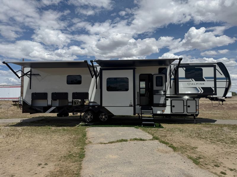 2026 Keystone Alpine 3820FK in cody WY