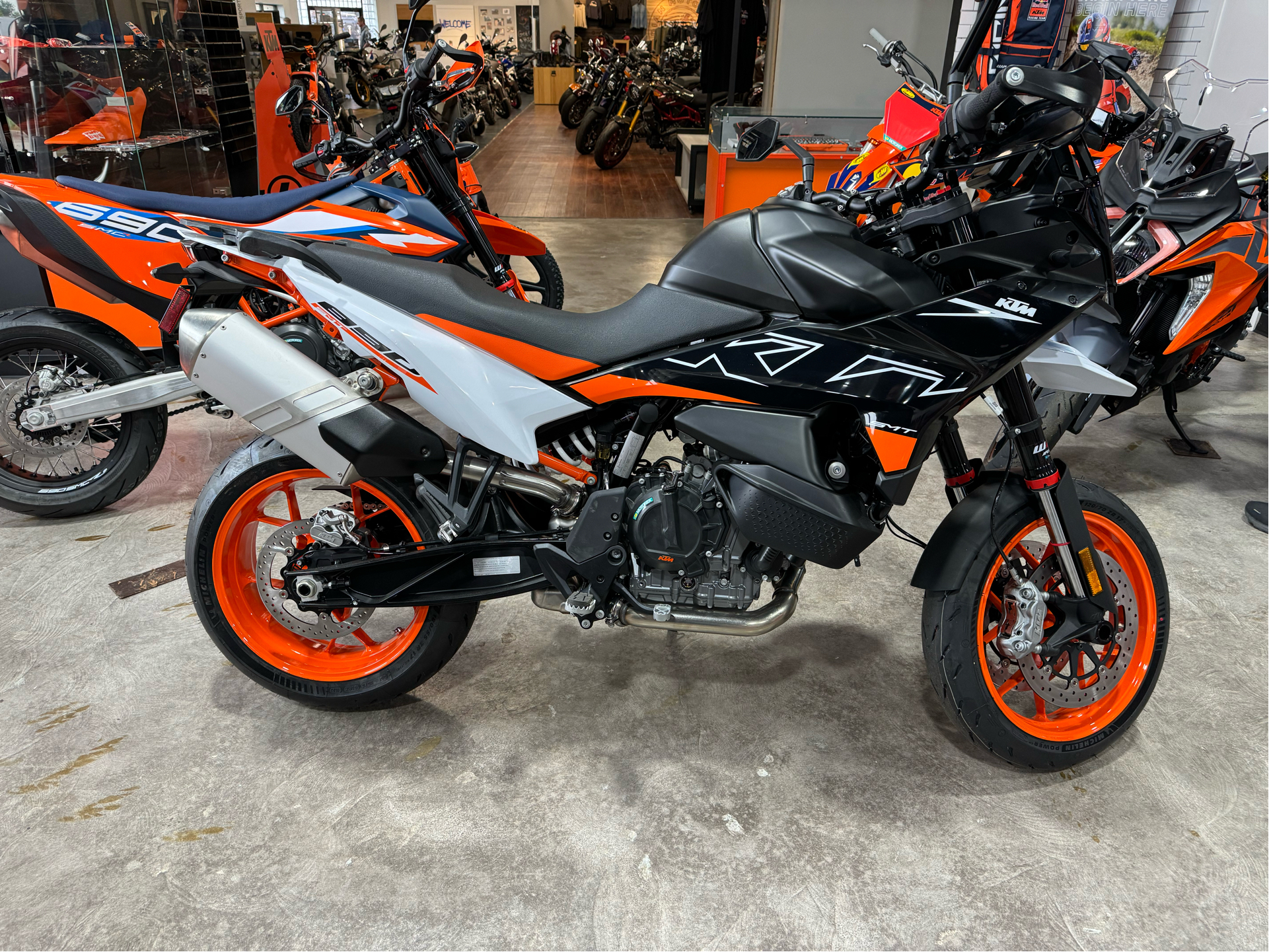 2024 KTM 890 SMT 890 in Broken Arrow, OK
