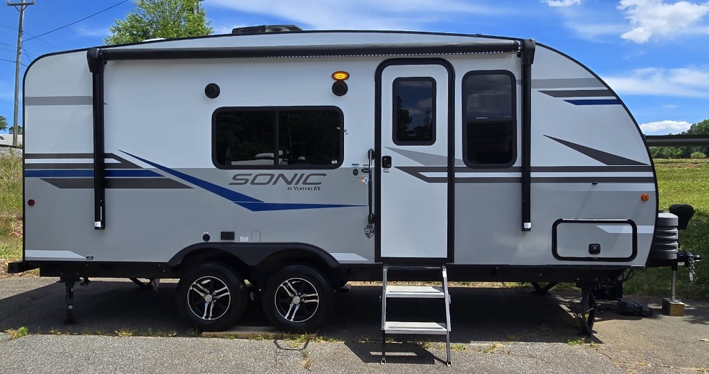 2022 Venture Rv Sonic SN190VRB in hickory NC
