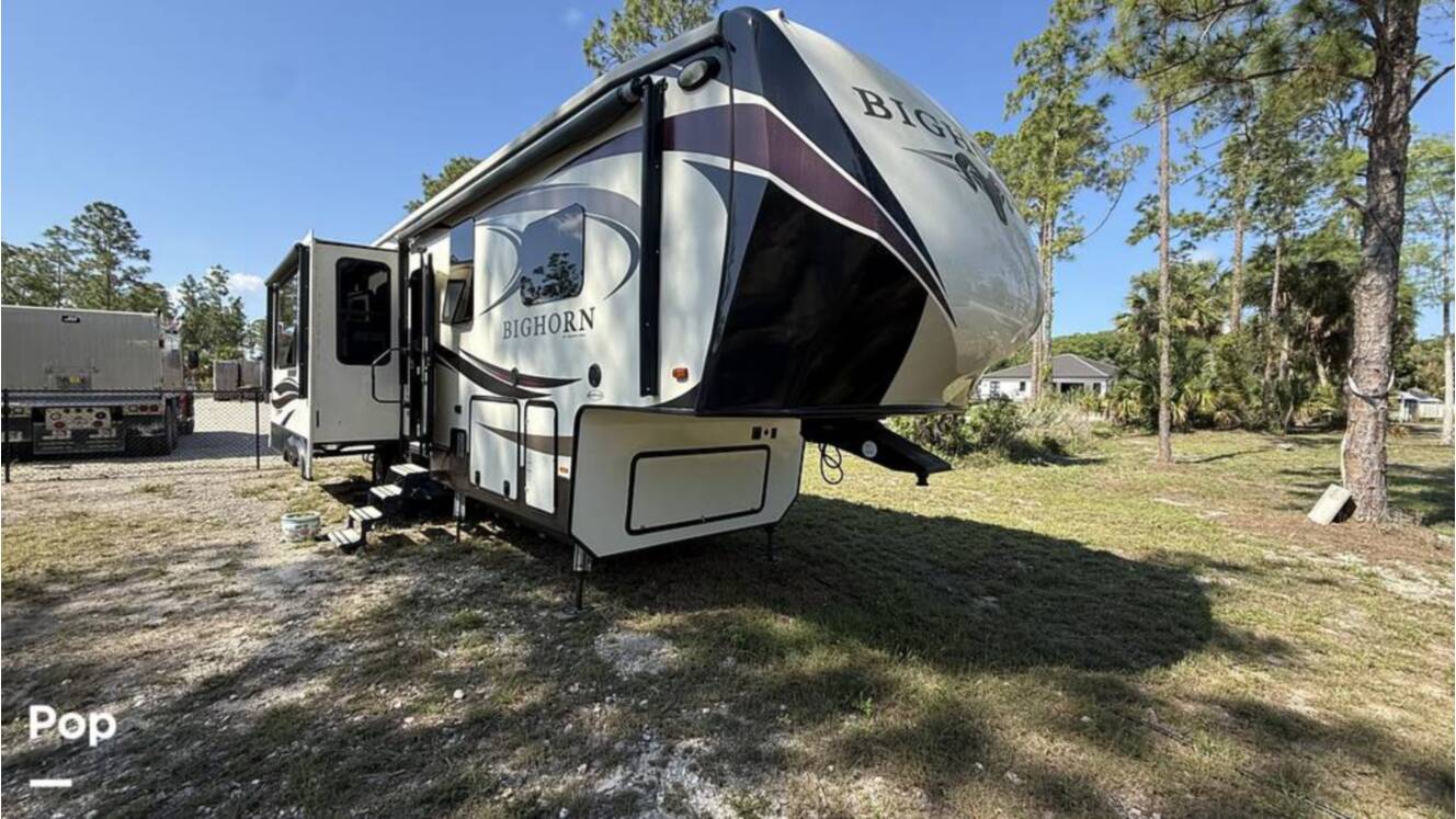 A photo of this 2018 Heartland Bighorn 3160EL