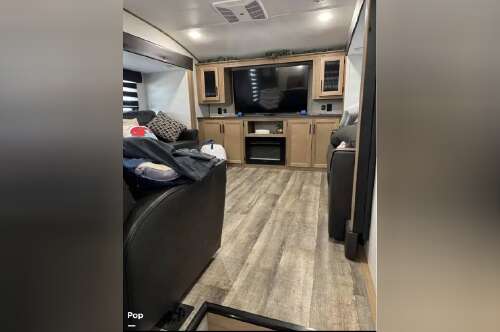 2023 Cherokee Arctic Wolf 3910SUITE in renwick IA