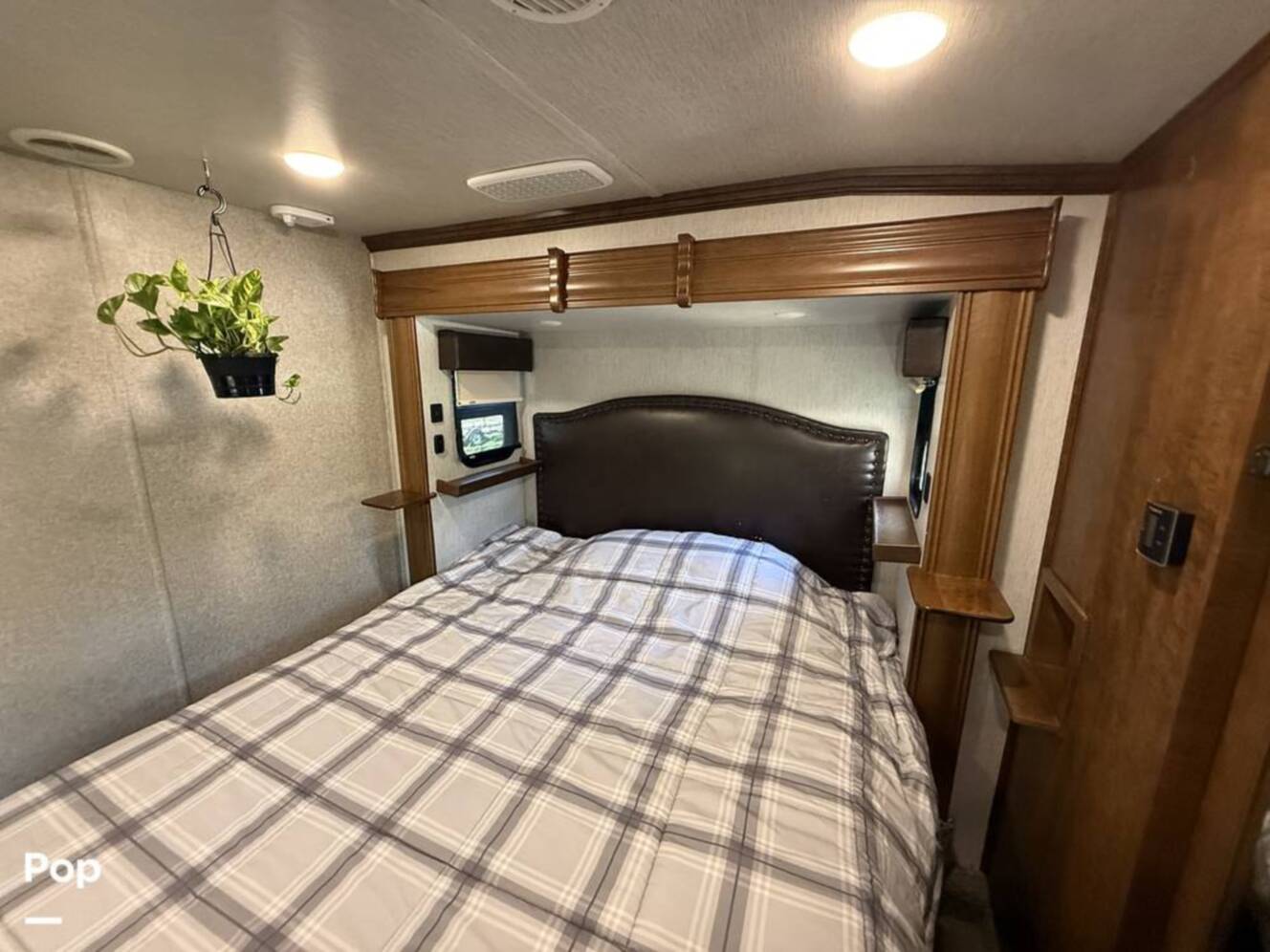 A photo of this 2018 Heartland Bighorn 3160EL