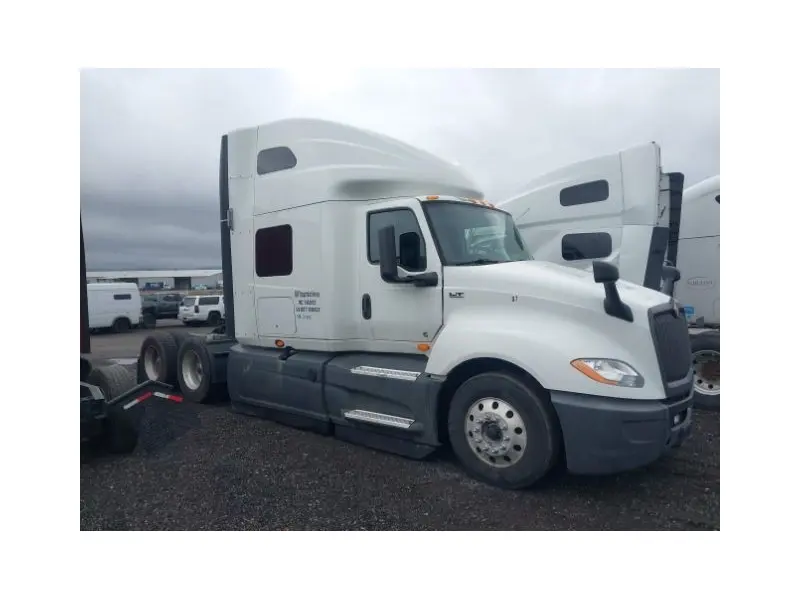2021 INTERNATIONAL LT625