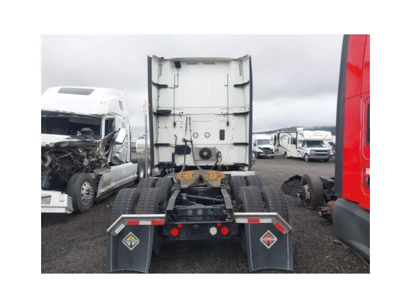 2021 INTERNATIONAL LT625