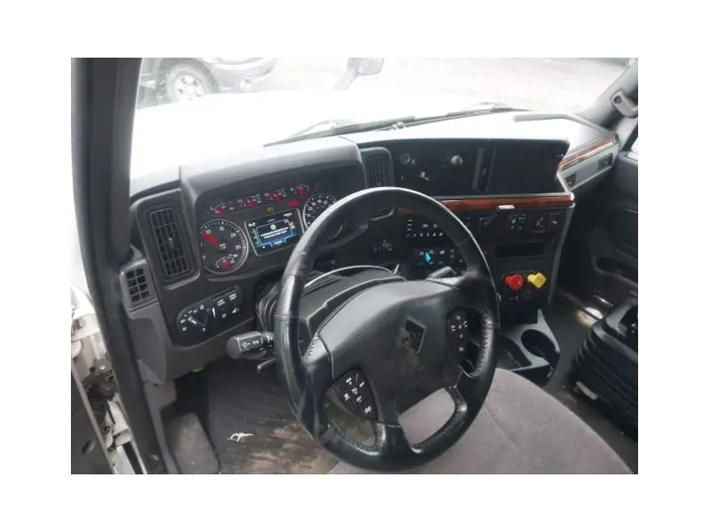 2021 INTERNATIONAL LT625