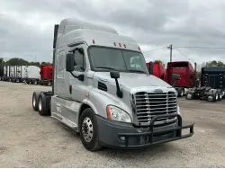 2019 FREIGHTLINER CASCADIA 113