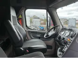 2019 FREIGHTLINER CASCADIA 113