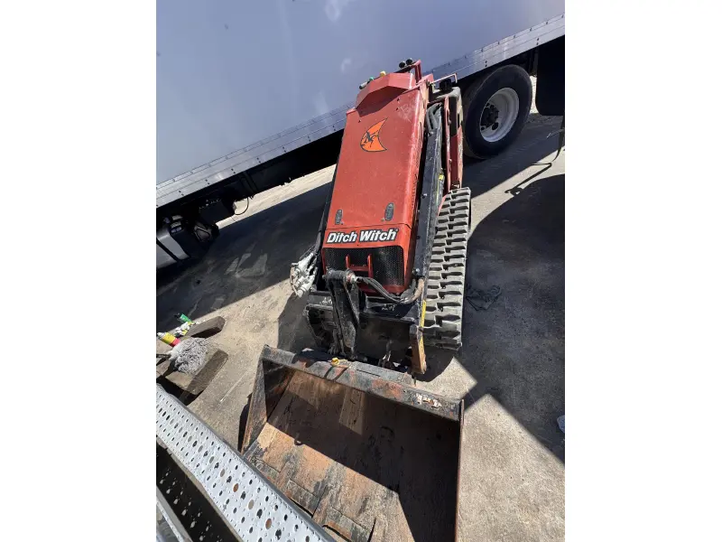 2025 Ditch Witch SK900