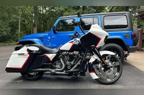 2022 Harley-Davidson ROAD GLIDE® CUSTOM BASE in englewood FL