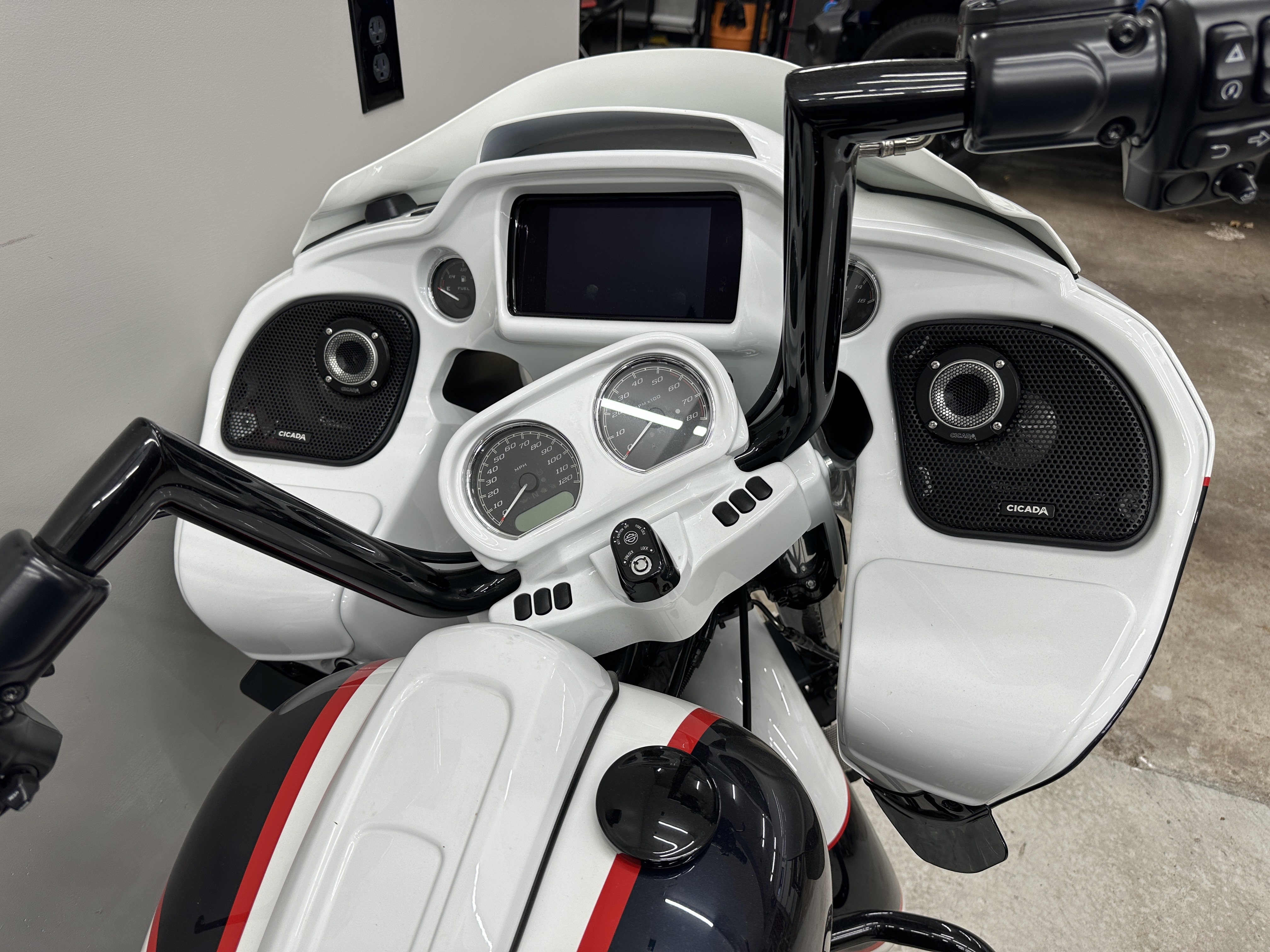 2022 Harley-Davidson ROAD GLIDE® CUSTOM BASE in englewood FL