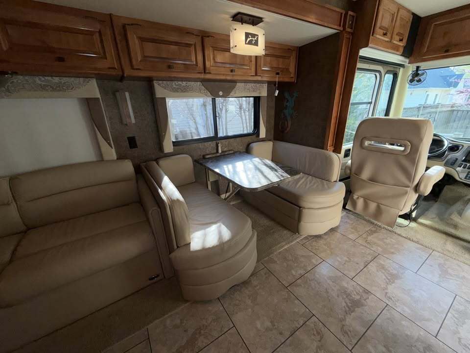 2014 Tiffin Motorhomes ALLEGRO OPEN ROAD 31SA in roebuck SC