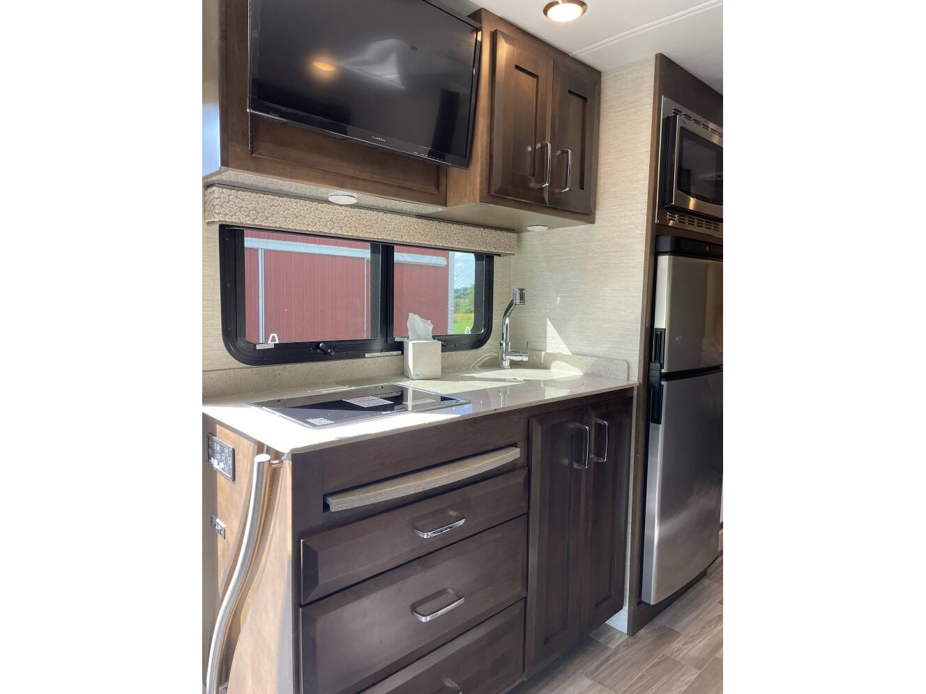 A photo of this 2022 Tiffin Motorhomes WAYFARER 25 JW