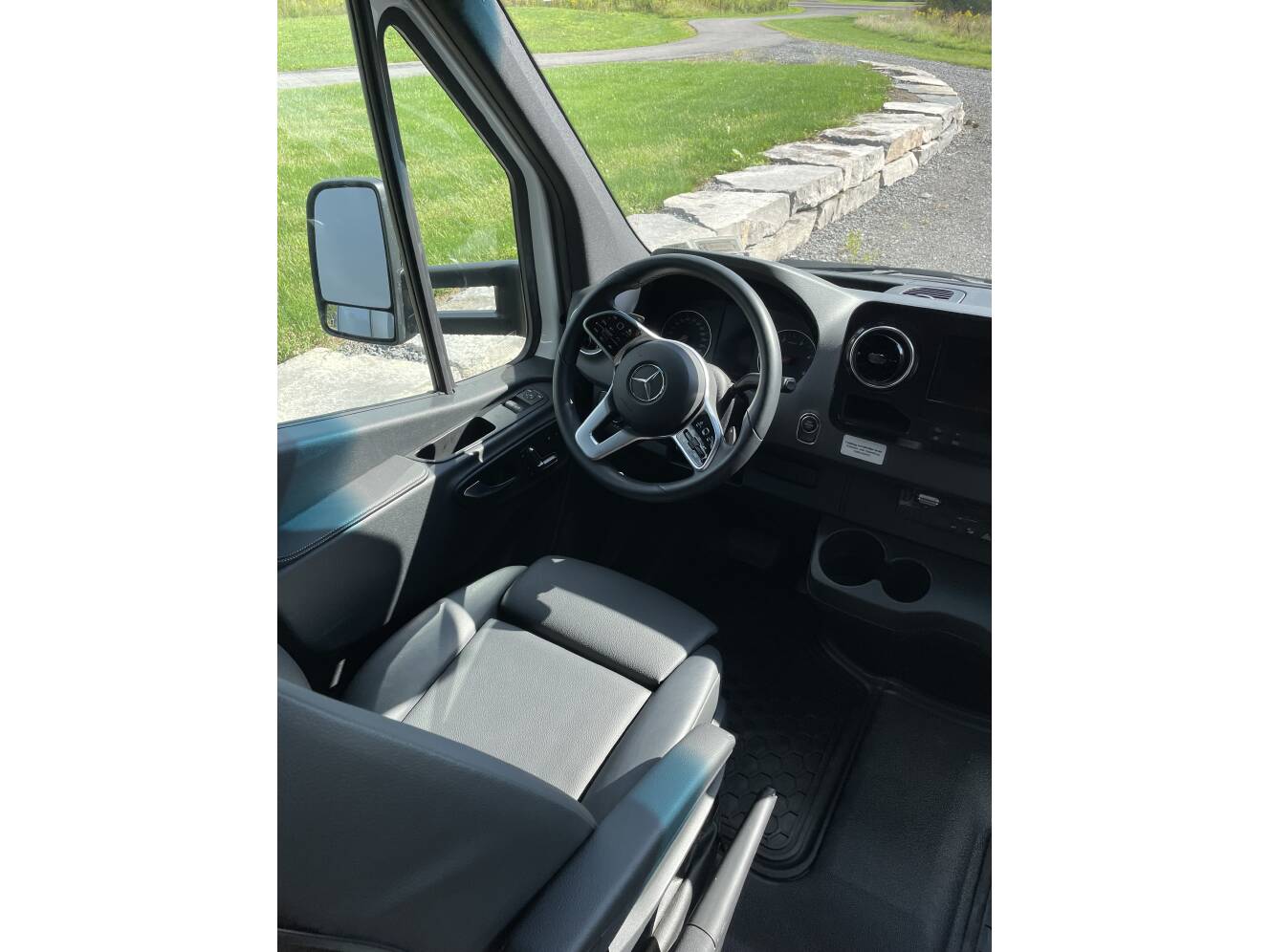 A photo of this 2022 Tiffin Motorhomes WAYFARER 25 JW