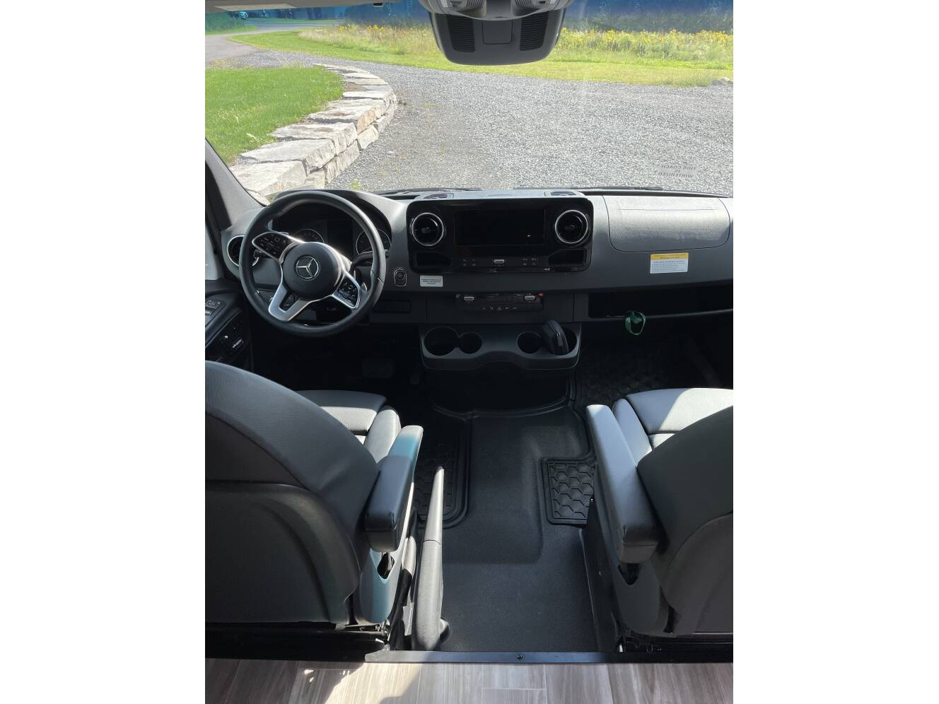 A photo of this 2022 Tiffin Motorhomes WAYFARER 25 JW