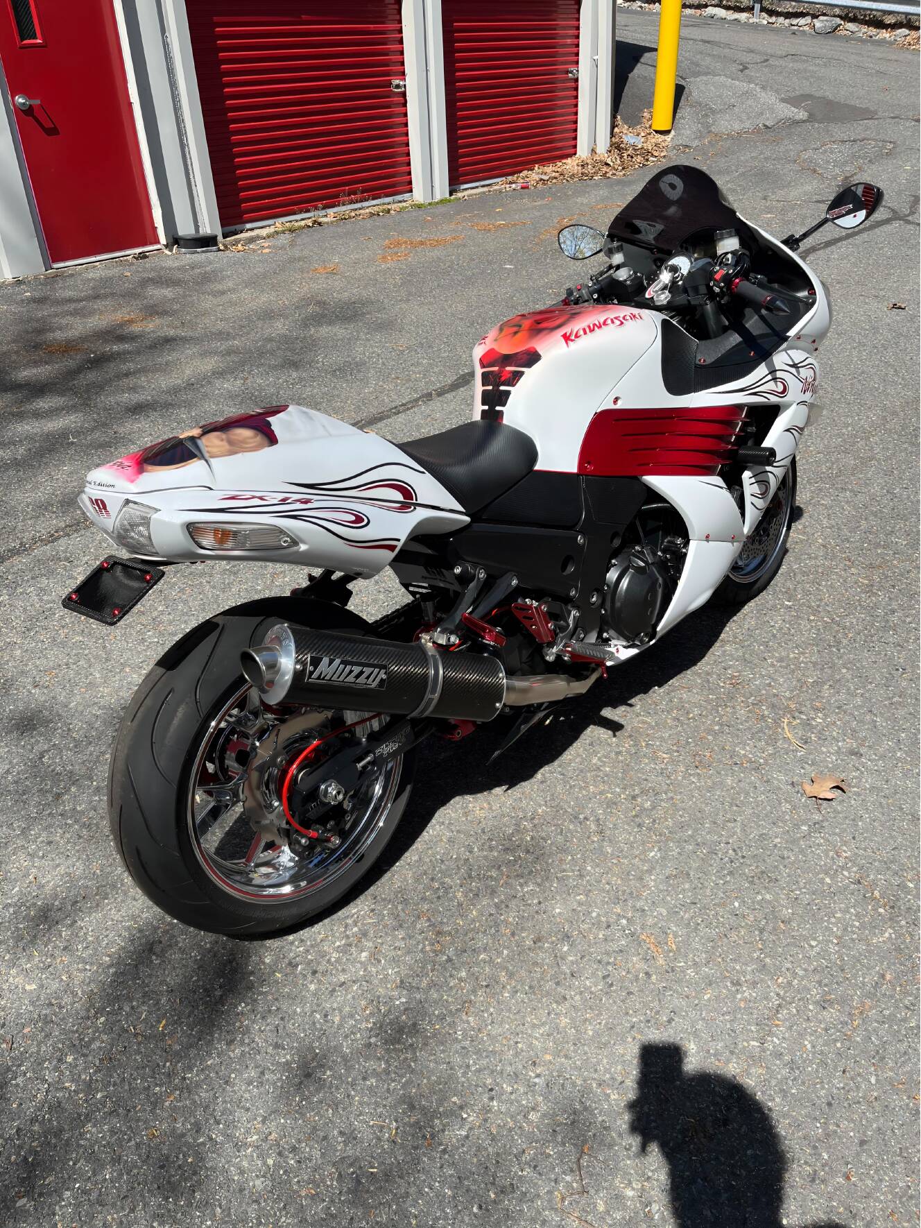 A photo of this 2007 Kawasaki Ninja Zx-14
