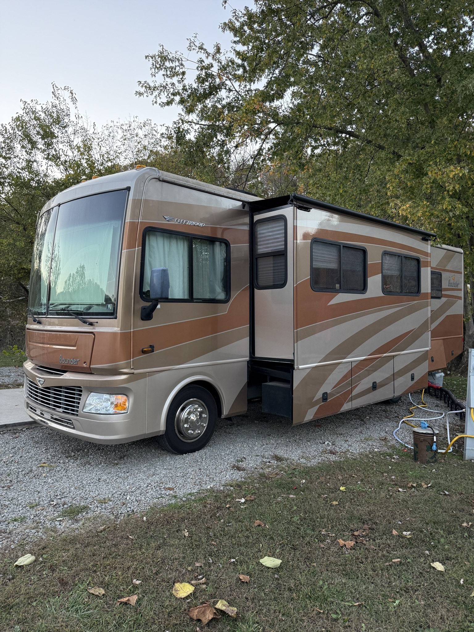 2008 Fleetwood BOUNDER 33C RV